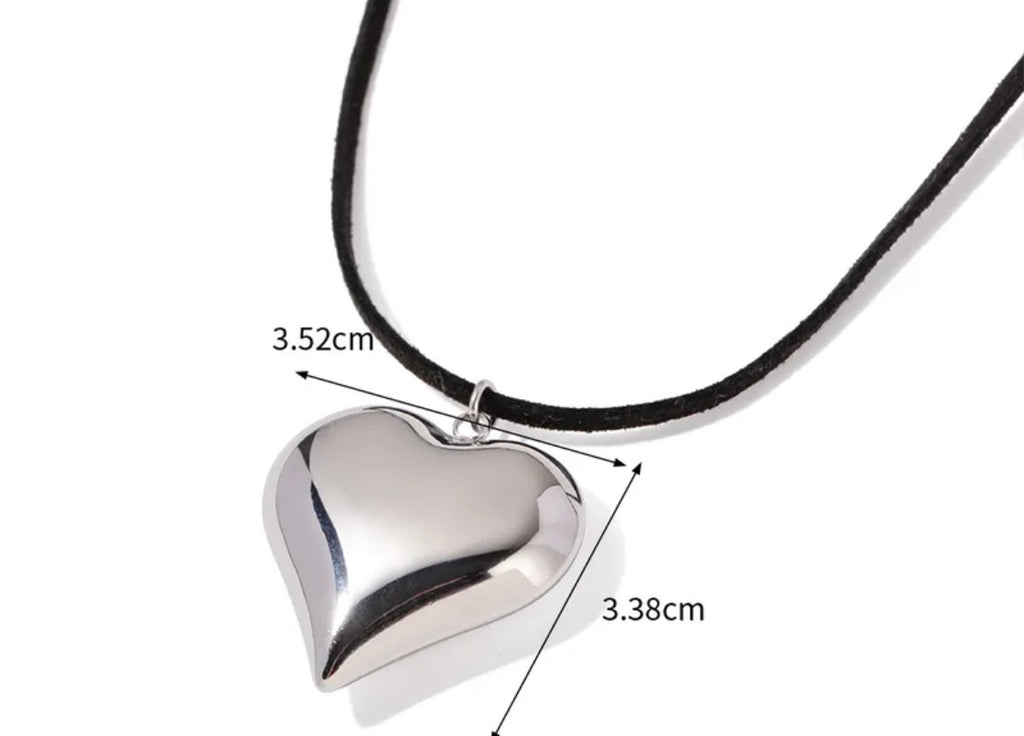 LINO NECKLACE