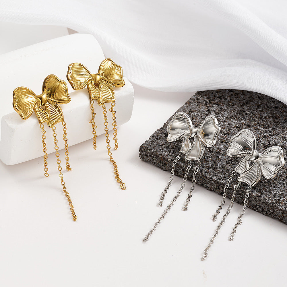 OLIVIA EARRINGS