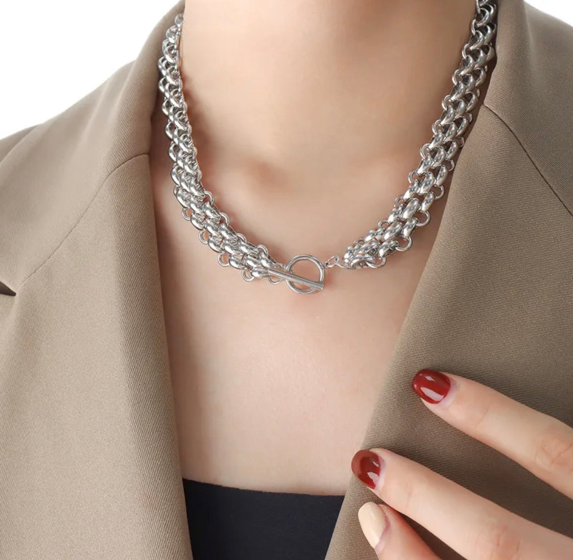 AGATA NECKLACE