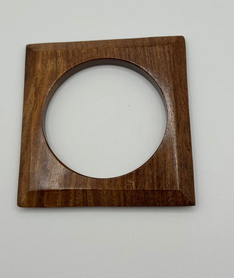 SQUARE WOOD BRACELET