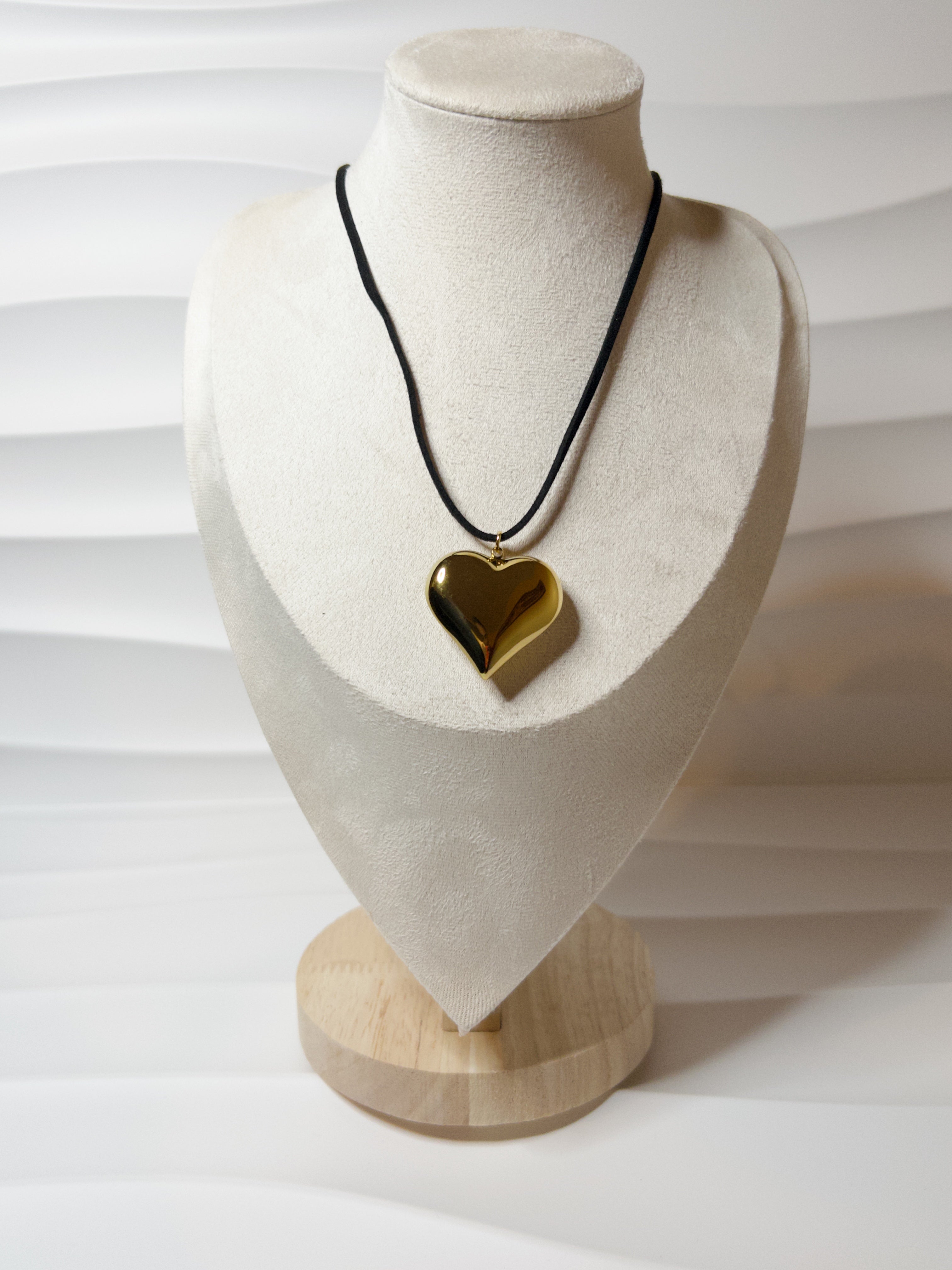 LINO NECKLACE